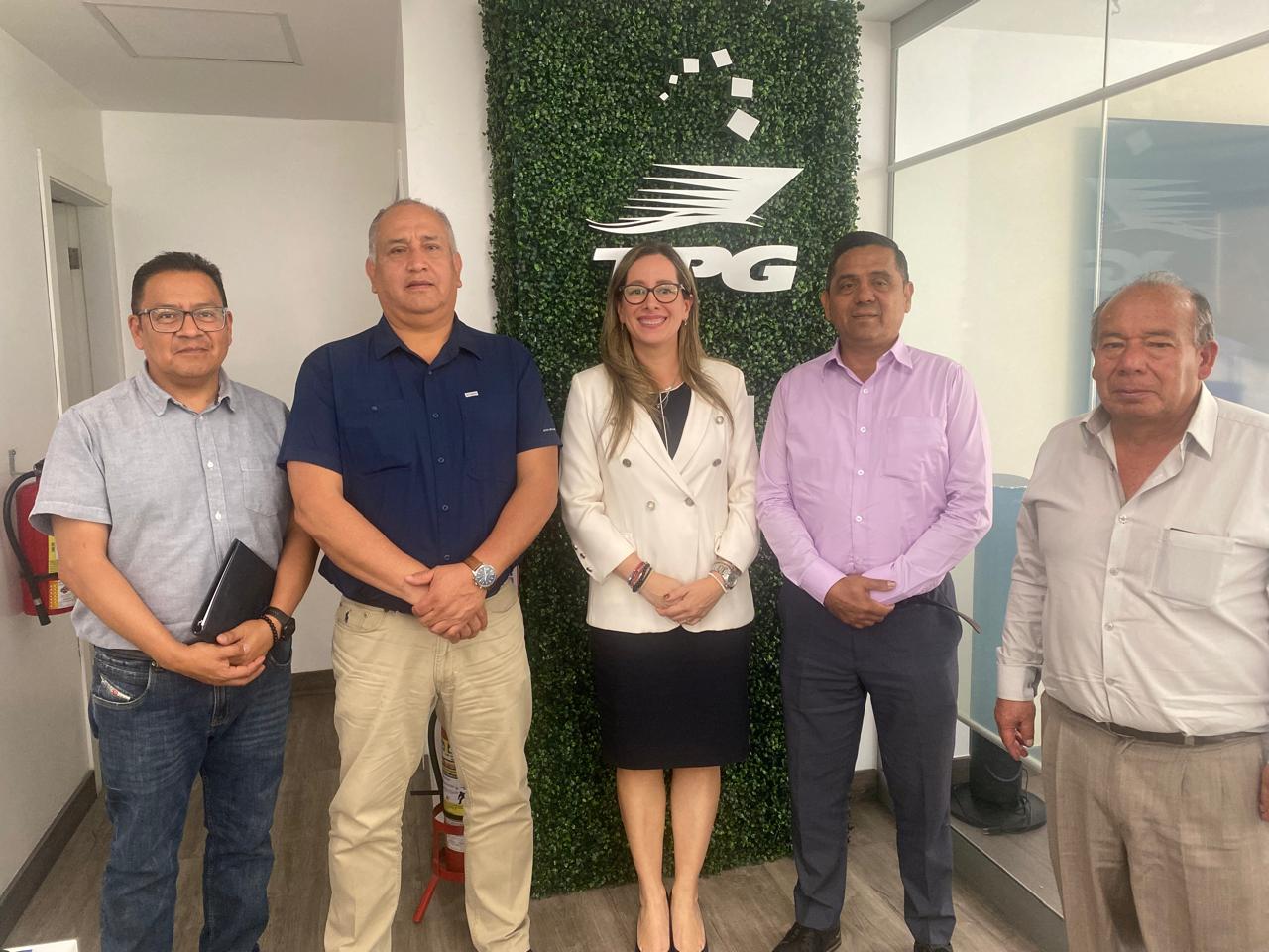 FENATRAPE y TPG se reunen para analizar opciones de mejoras en la operacion del Terminal Portuario