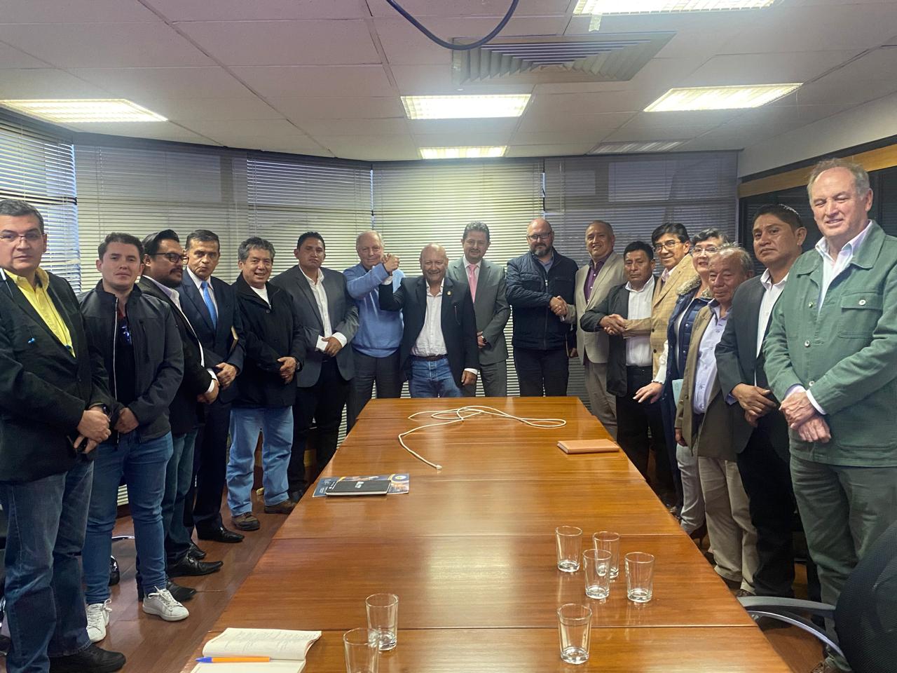 FENATRAPE articula que en Mesa de Trabajo las empresas de Constructores asuman el impacto de la eliminacion del subsidio al diesel de Transportistas