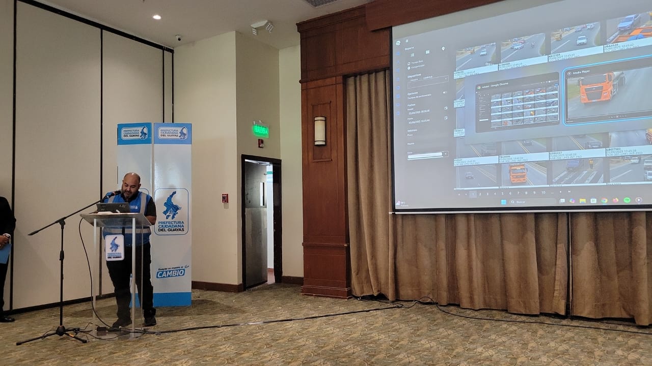 FENATRAPE en la presentación del Sistema de Monitoreo Vial con Inteligencia Artificial, ubicado en Puerto Inca, provincia del Guayas